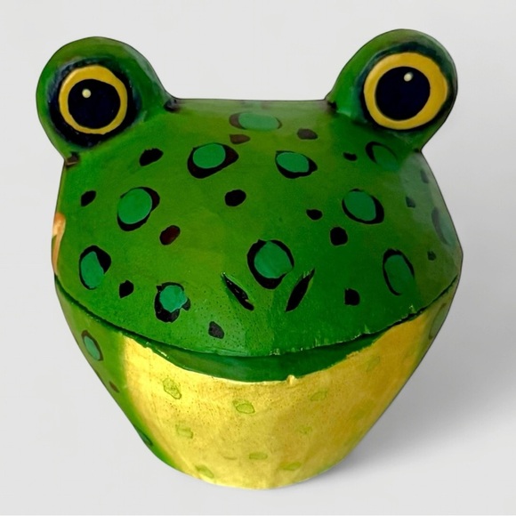 Vintage Hand-Carved and Painted Balsa Wood Frog Figurine Trinket Jewelry Box - Picture 6 of 10